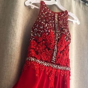 Red prom dress